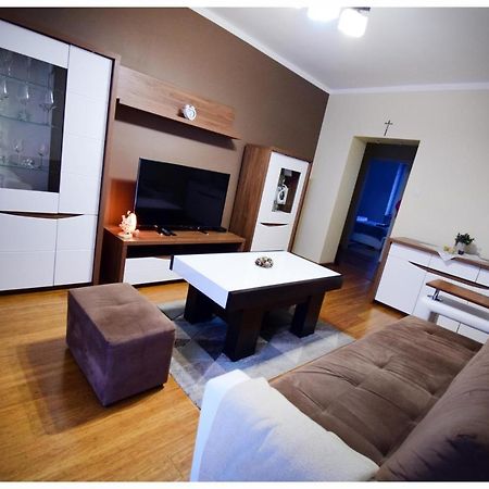 Color 24 Apartament IV Lägenhet Stalowa Wola Exteriör bild