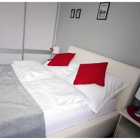 Color 24 Apartament IV Lägenhet Stalowa Wola Exteriör bild