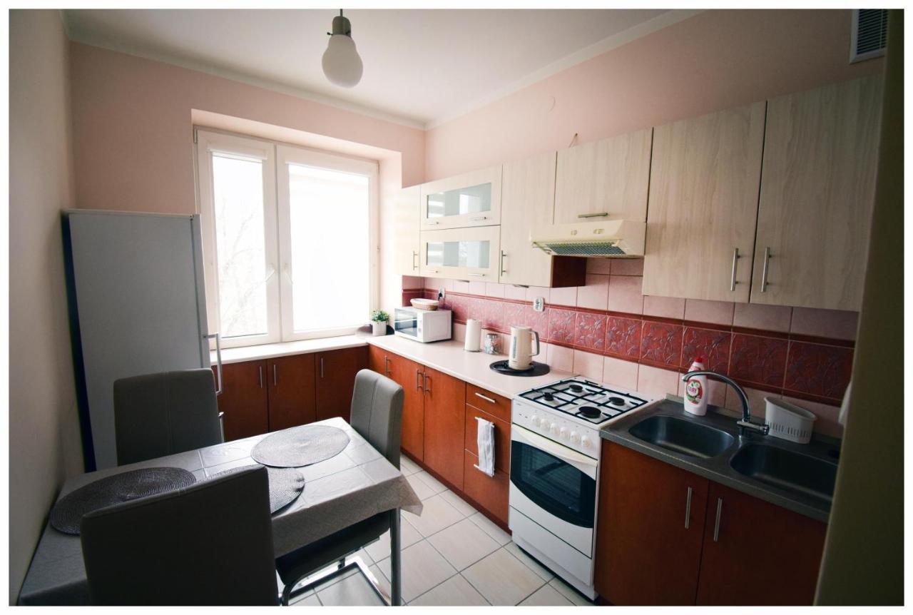 Color 24 Apartament IV Lägenhet Stalowa Wola Exteriör bild