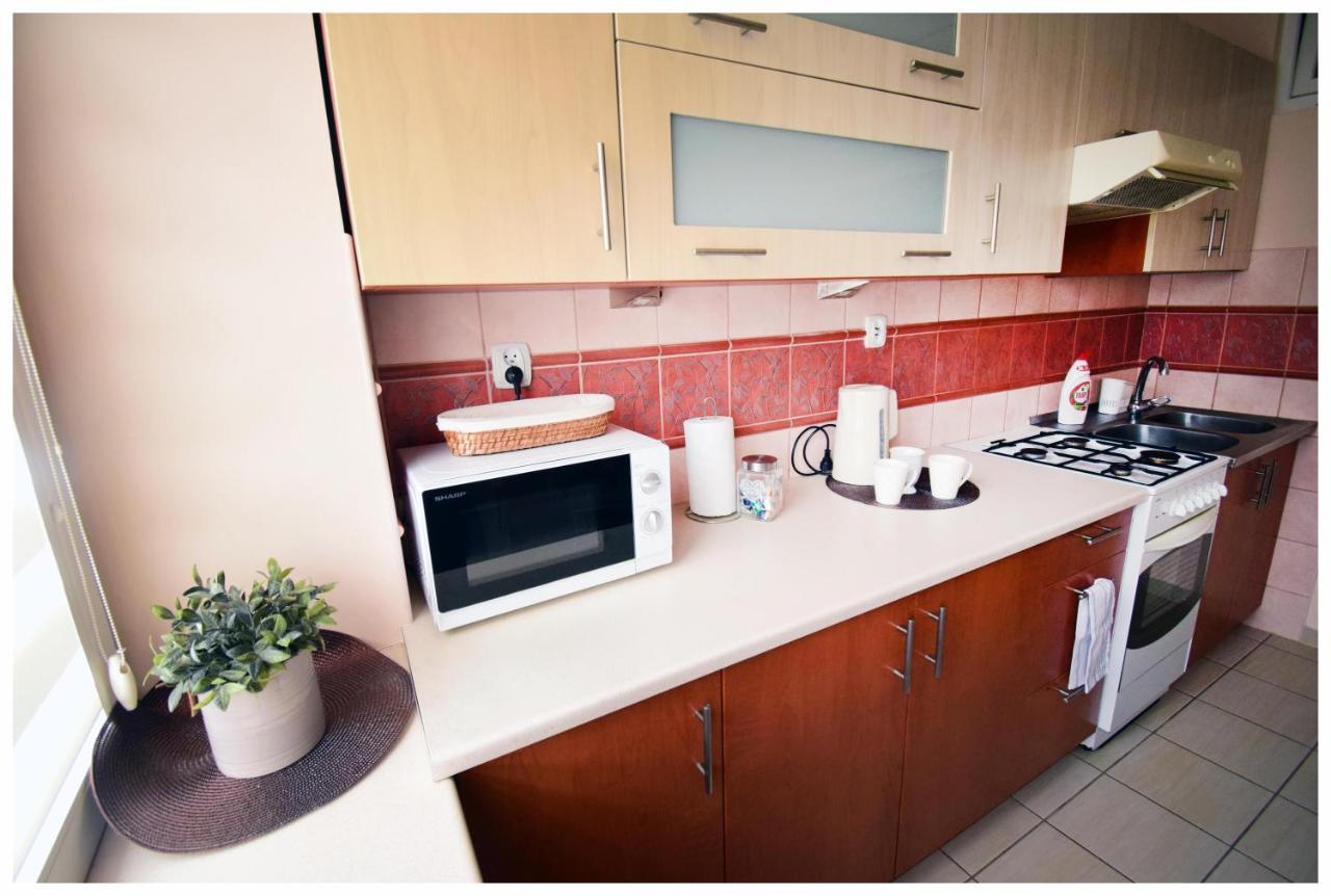 Color 24 Apartament IV Lägenhet Stalowa Wola Exteriör bild
