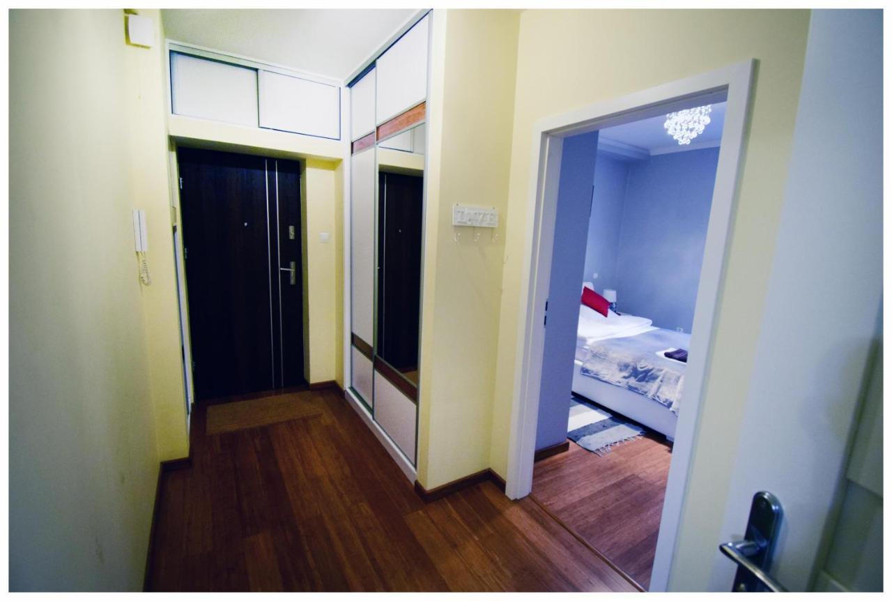 Color 24 Apartament IV Lägenhet Stalowa Wola Exteriör bild