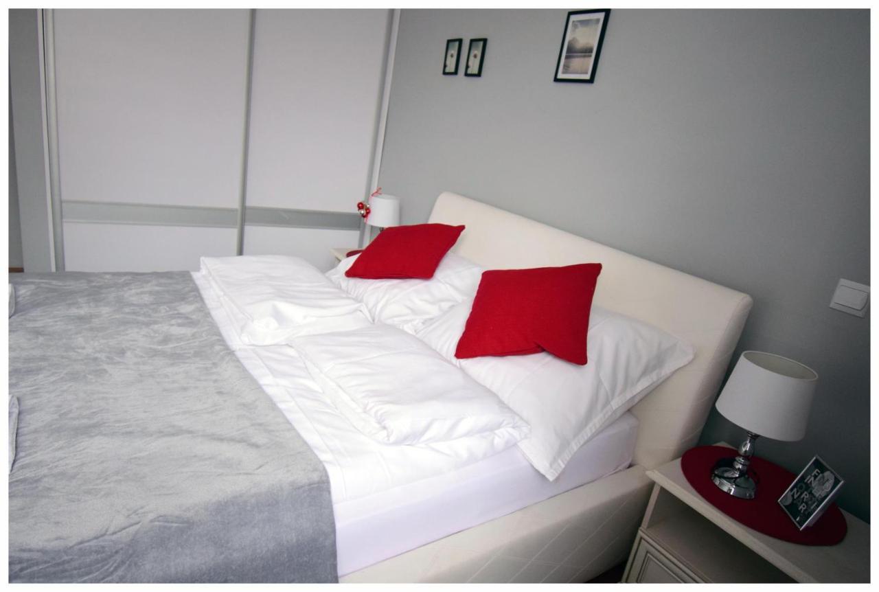 Color 24 Apartament IV Lägenhet Stalowa Wola Exteriör bild
